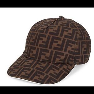 Fendi Classic Logo Baseball Cap. Color: Tobacco White